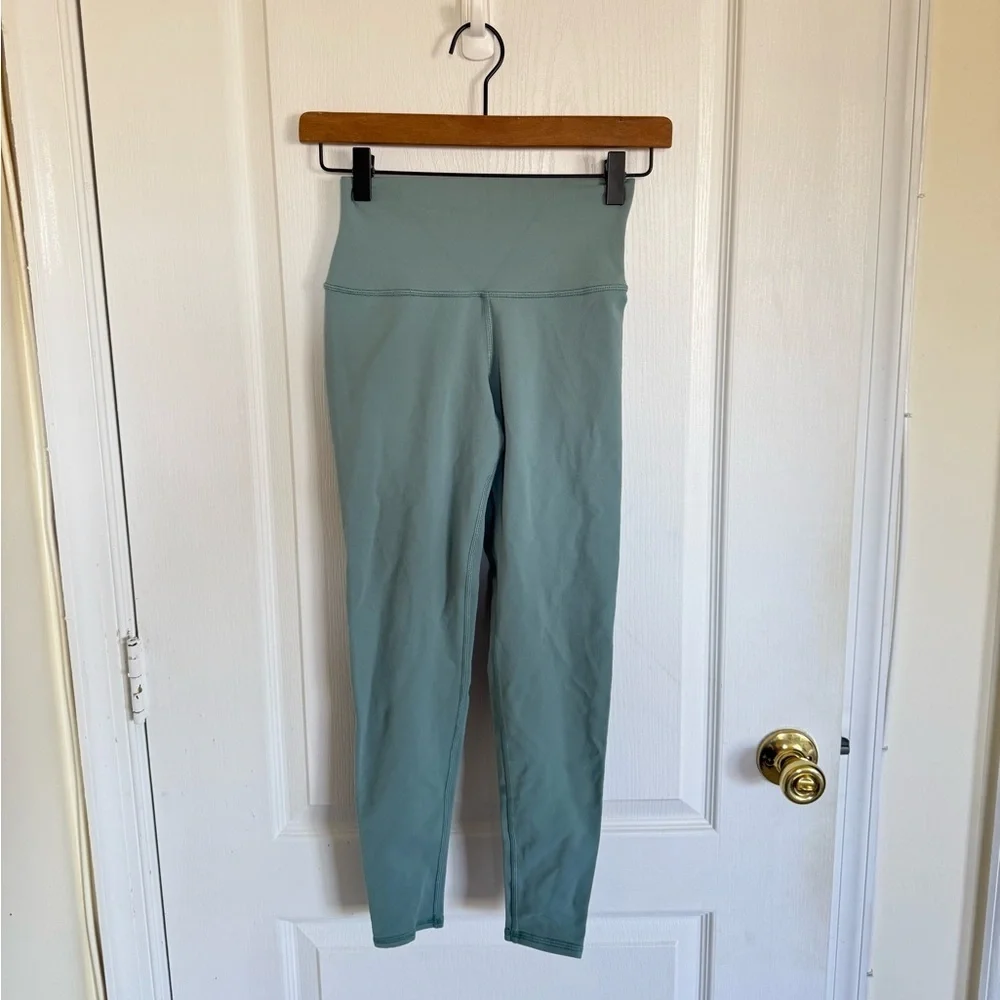 Alo Yoga 7/8 High-Waist Airlift Legging Green
